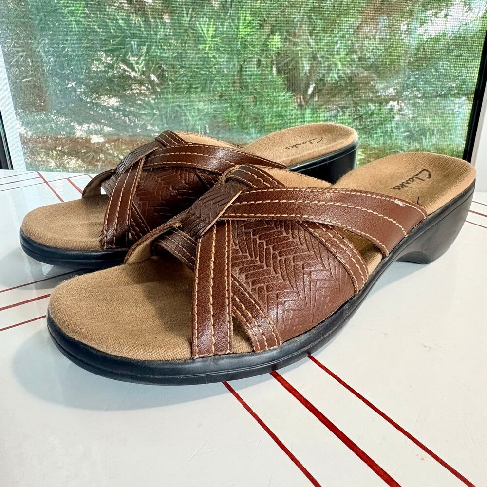 Clarks Brown Leather Wedge Slide Sandals Size 7.5M Comfort Shoes